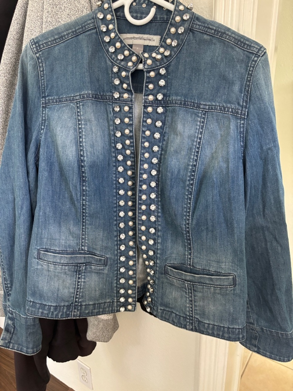 Chico's Medium Wash Denim Jean Jacket with Stud Trim Size 1 or Medium